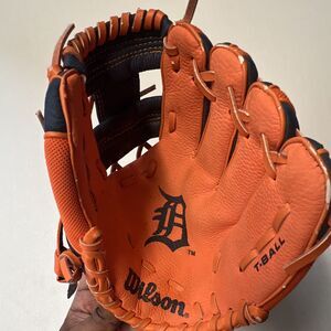 Wilson T-Ball Baseball Glove 10" Left Hand Throw Leather Orange/Blue